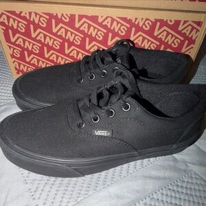 Vans women's Authentic Core Classics - Black 6